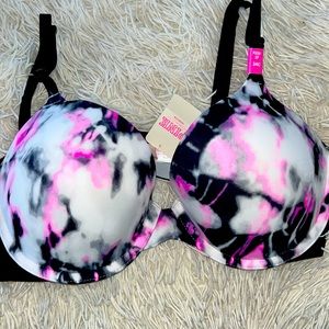 Victoria’s Secret Push-Up Bra. NWT